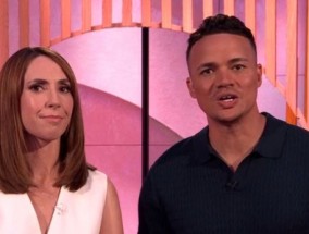 BBC《The One Show》的争议——解雇，性信息后的震惊退出，以及投诉